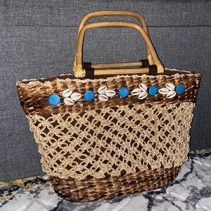 Nine West shell wicker hand bag